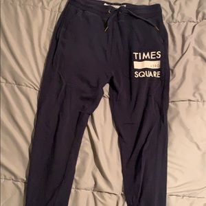 Aeropostale Time Square Joggers